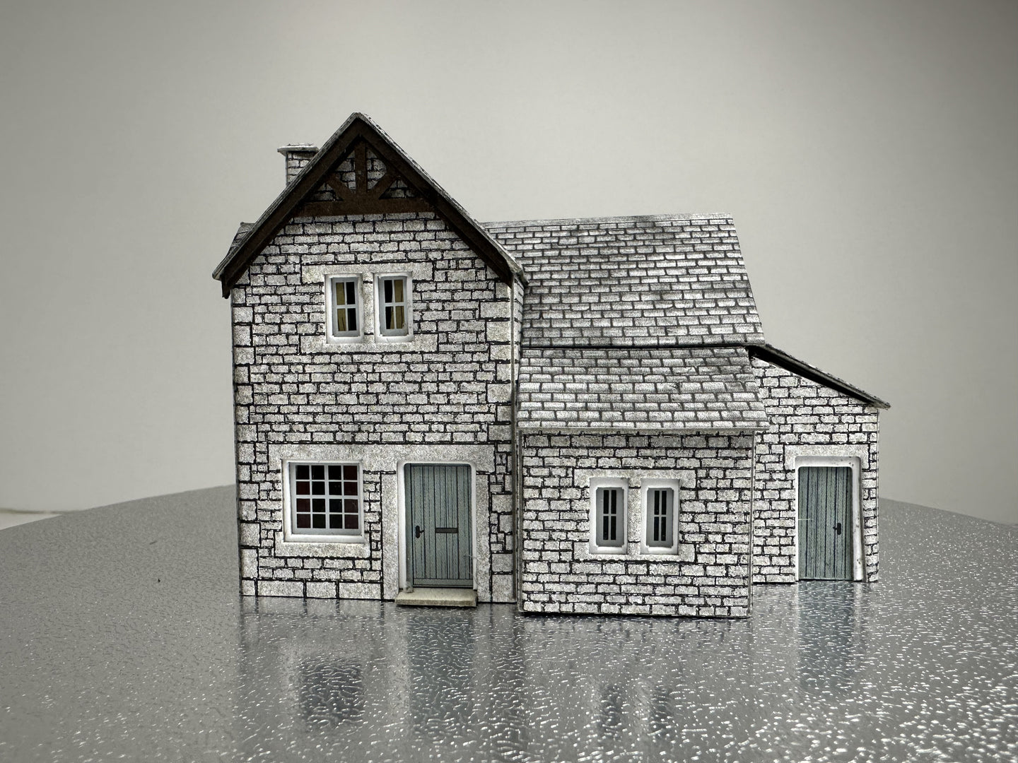 SH2011 - Gardener's Cottage (1:76)